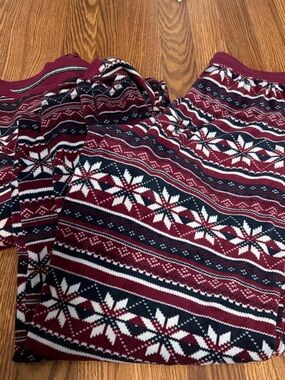 Nautica Burgundy, Navy & White Snowflake Pajama Set